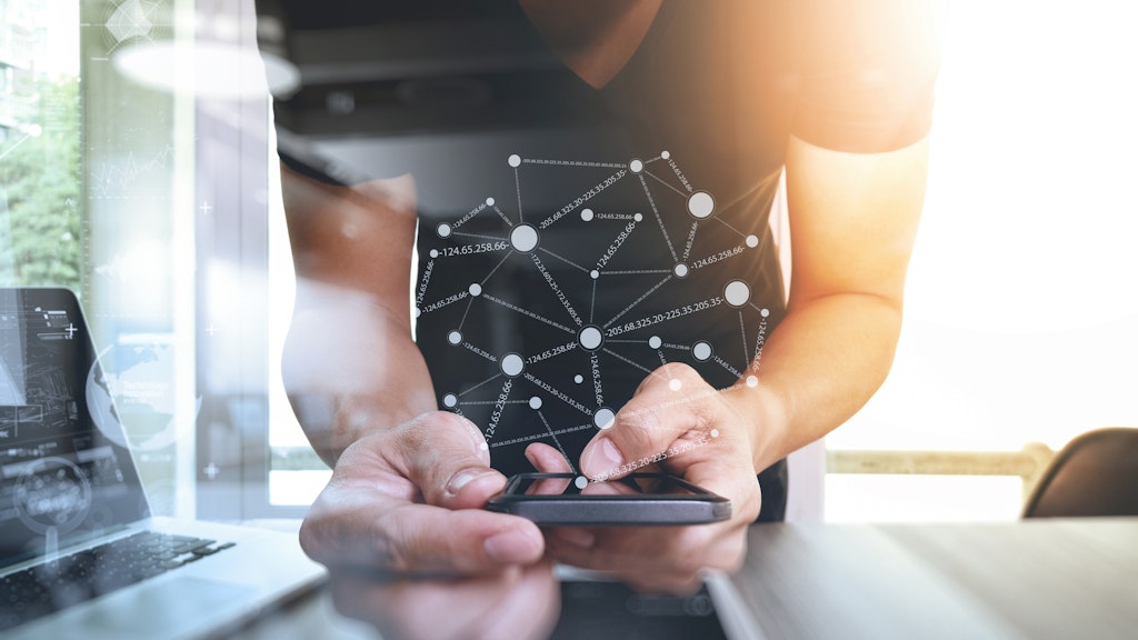 Shutterstock 424701814